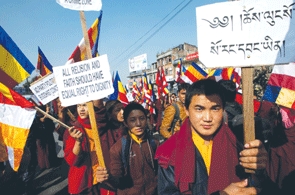 Nepal Buddhists demonstrate for sanctity of Lumbini