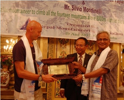 Italian mountaineer Silvio Mondinelli  felicitated