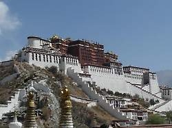 Tibet expecting over 10 million tourists this year