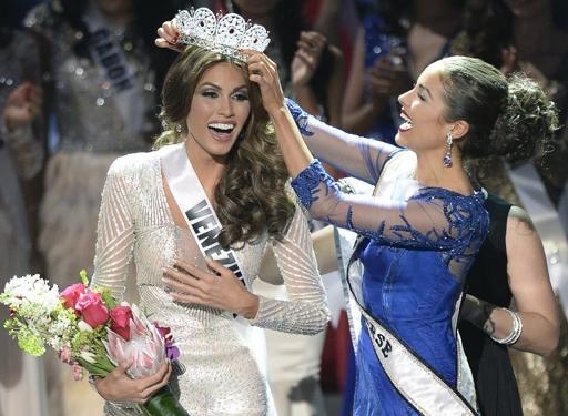 Venezuelan crowned Miss Universe
