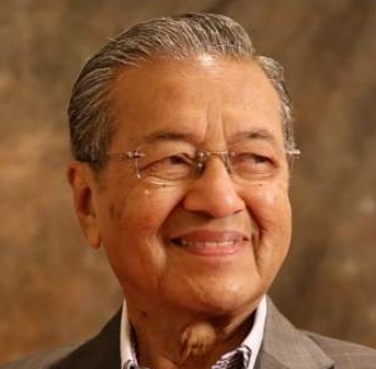 Dr. Mahathir and Yunnan Governor Li stress on tourism
