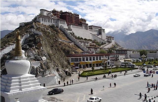 Tibet’s landmark Potala Palace