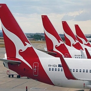Qantas Airways reports a loss of $2.843 billion