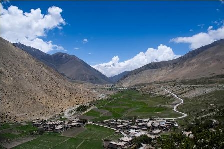 The Himalayan waters: complex challenges and regional solutions