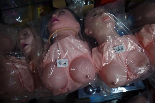 Sex dolls market
