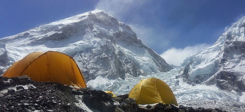 सगरमाथा आरोहण क्रम जारी ,कामी रिता शेर्पाद्वारा २२ पटक आरोहण गरी विश्व कीर्तिमान