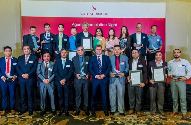 Cathay Dragon honors top travel agents
