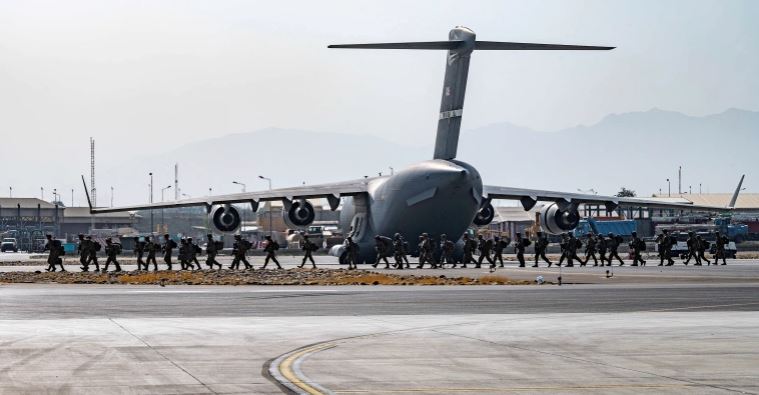 US seeks to boost Afghan airlift operations