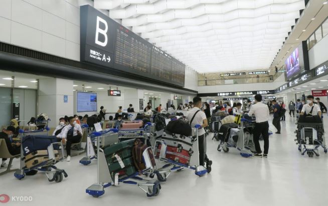 Japan starts visa process for restart of tourism