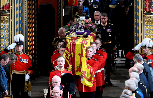 Queen Elizabeth II mourned by Britain and world