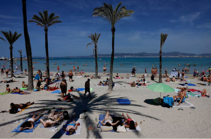 International tourist spending in Europe seen up 11%