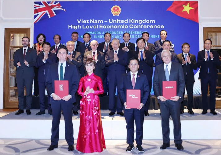 Vietjet orders 100 Airbus A321neo aircraft